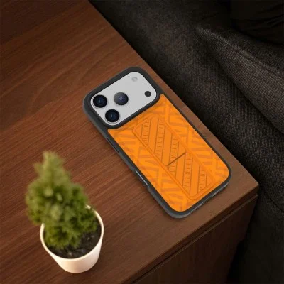 Levelo Morphix Quiro Case With Built-In Kickstand For Iphone 17 Pro Max - Orange